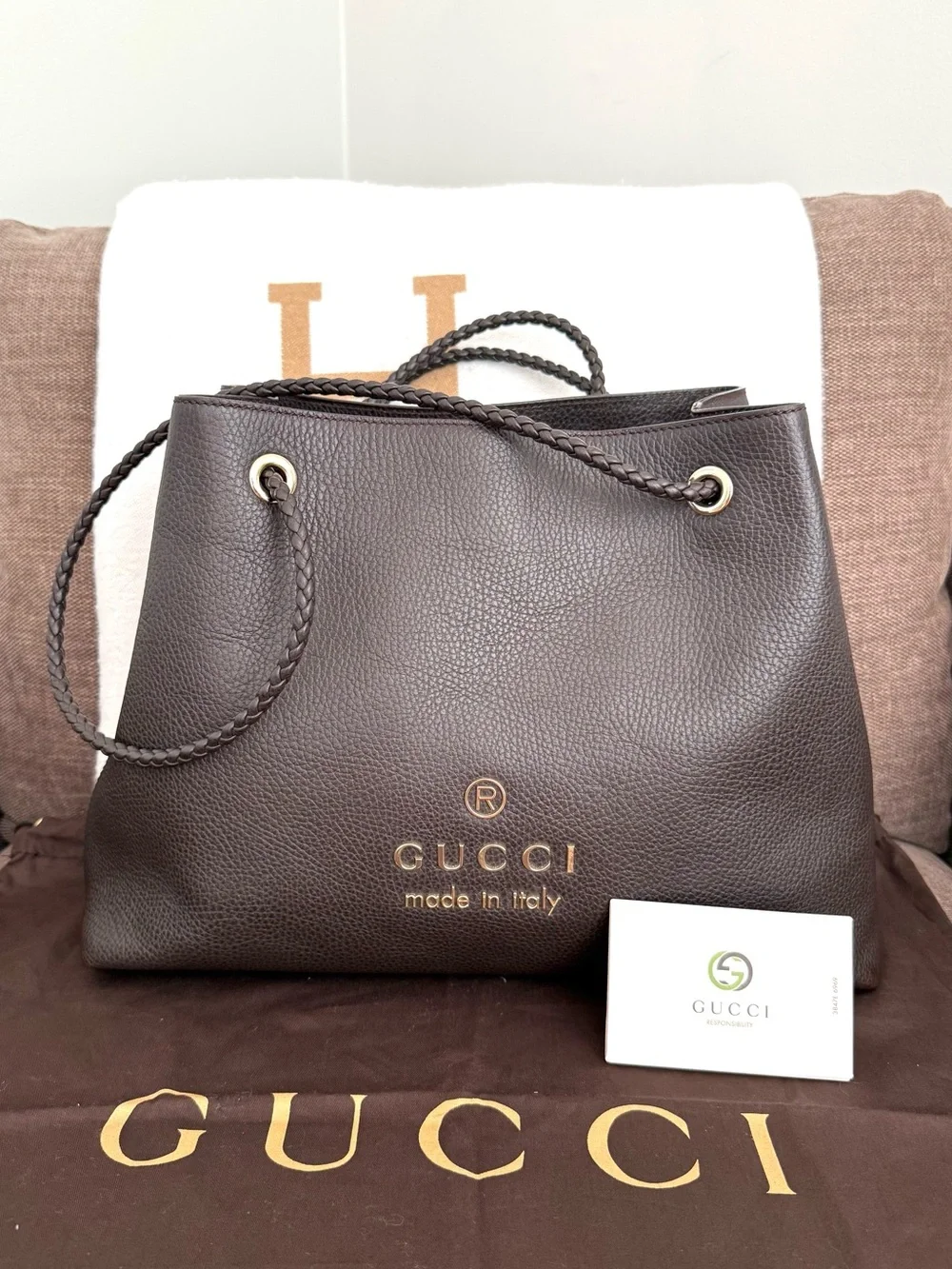 Authentic Gucci Gifford tote bag brown leather gold hardware medium